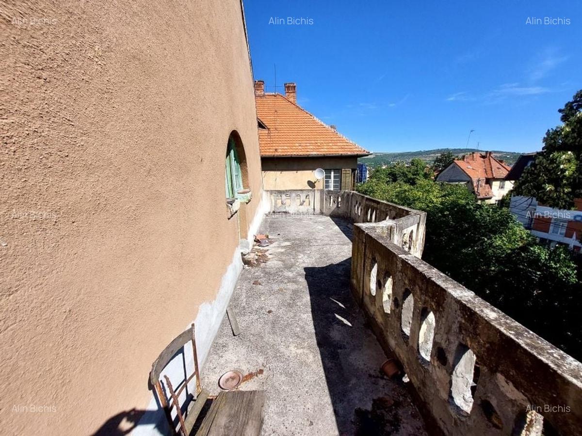 Vila impozanta  intr-o zona deosebita cu 1.440 mp teren - 16