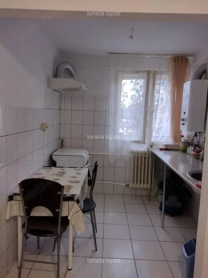 Apartament 3 camere Topora?i, Str. Farca?anca nr. 18 | Proprietar direct - 5