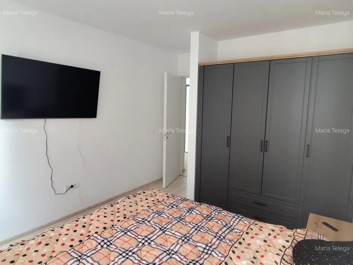 Apartament cu 2 camere decomandat în Tractorul - 2