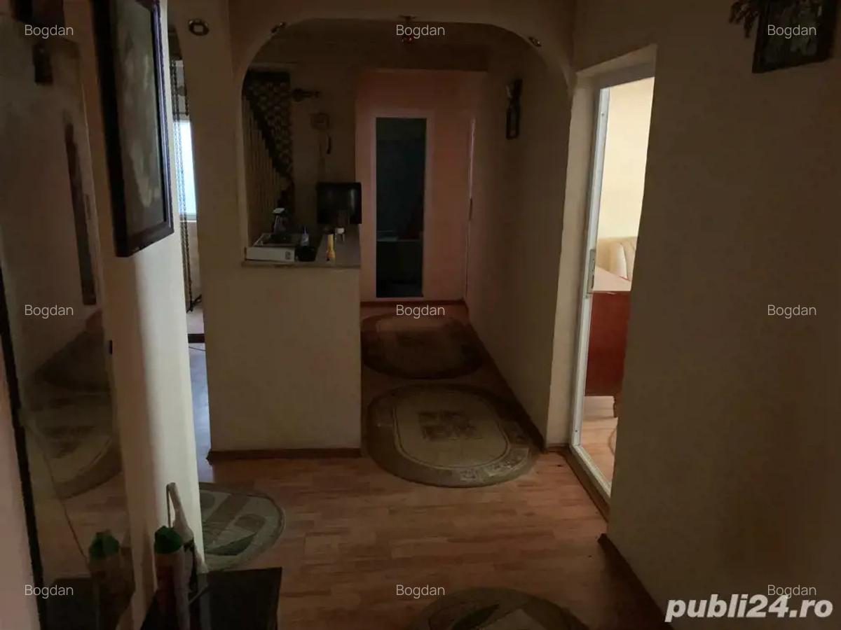 Apartament 3 Camere Decomandat - 5