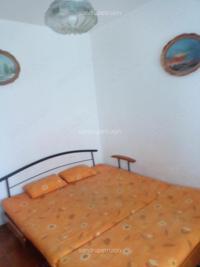 Inchiriez apartament 2 camere - 3