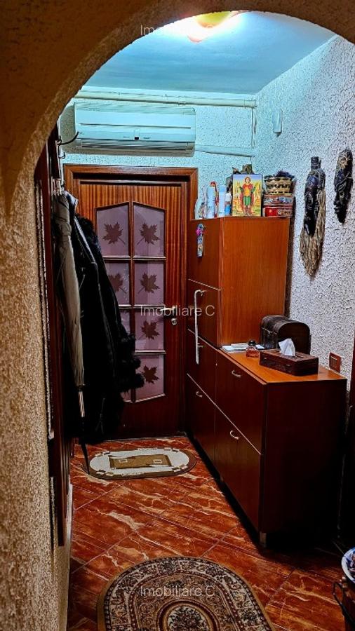 Apartament 4 camere Turda , Calea Grivitei - 7