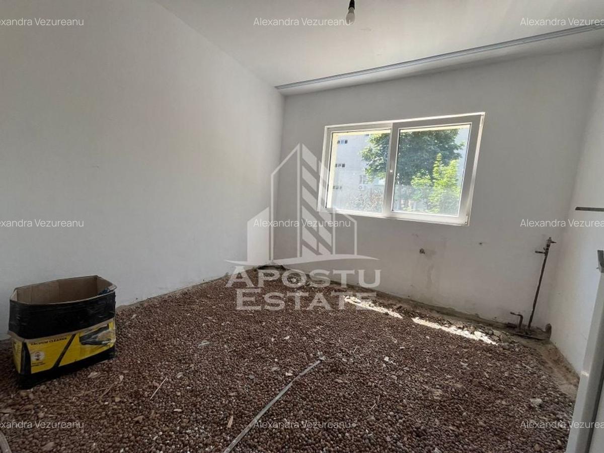Apartament cu 3 camere semidecomandat în Spitalul Județean - 6