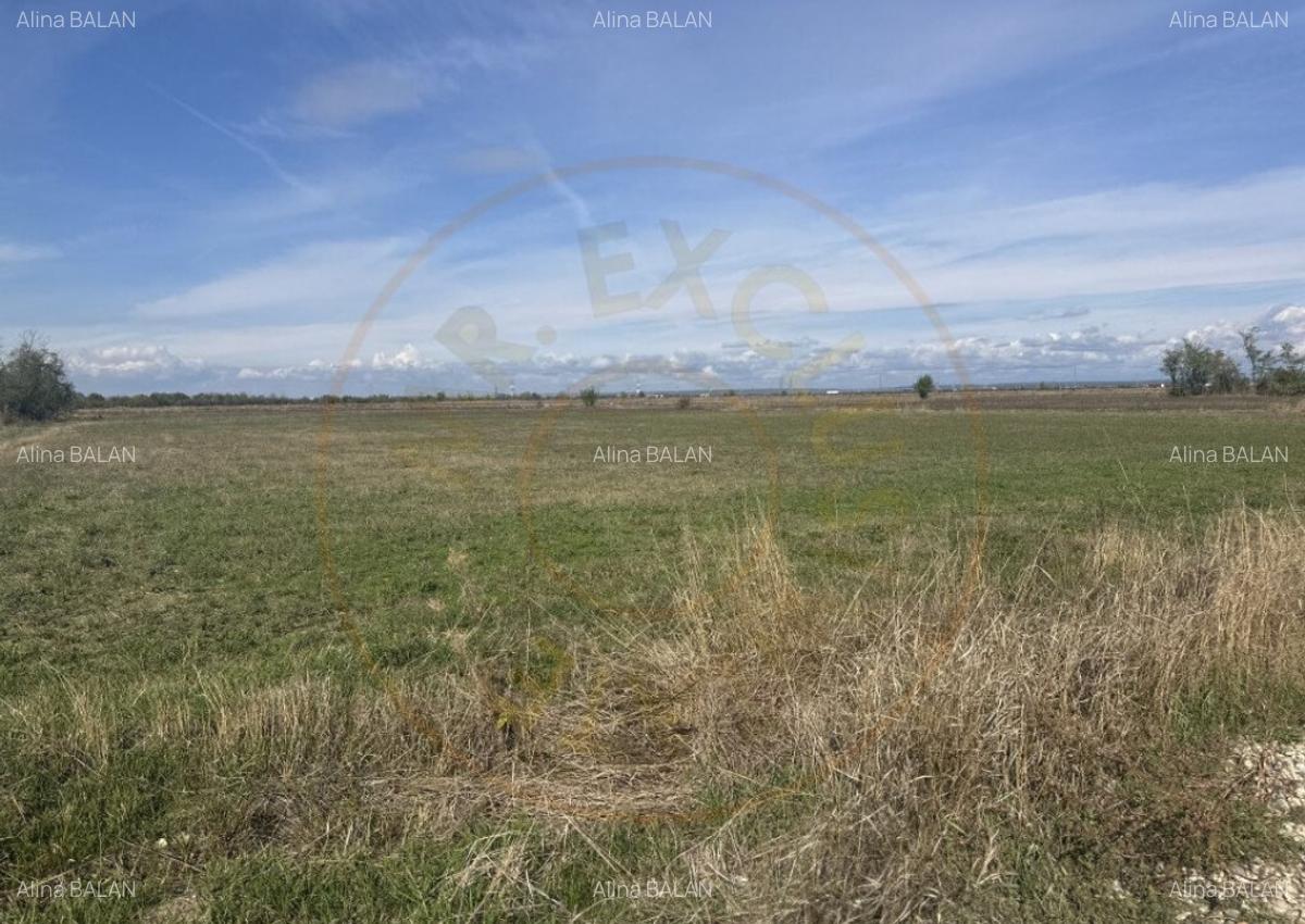 Teren Intravilan com. Ratesti - 2