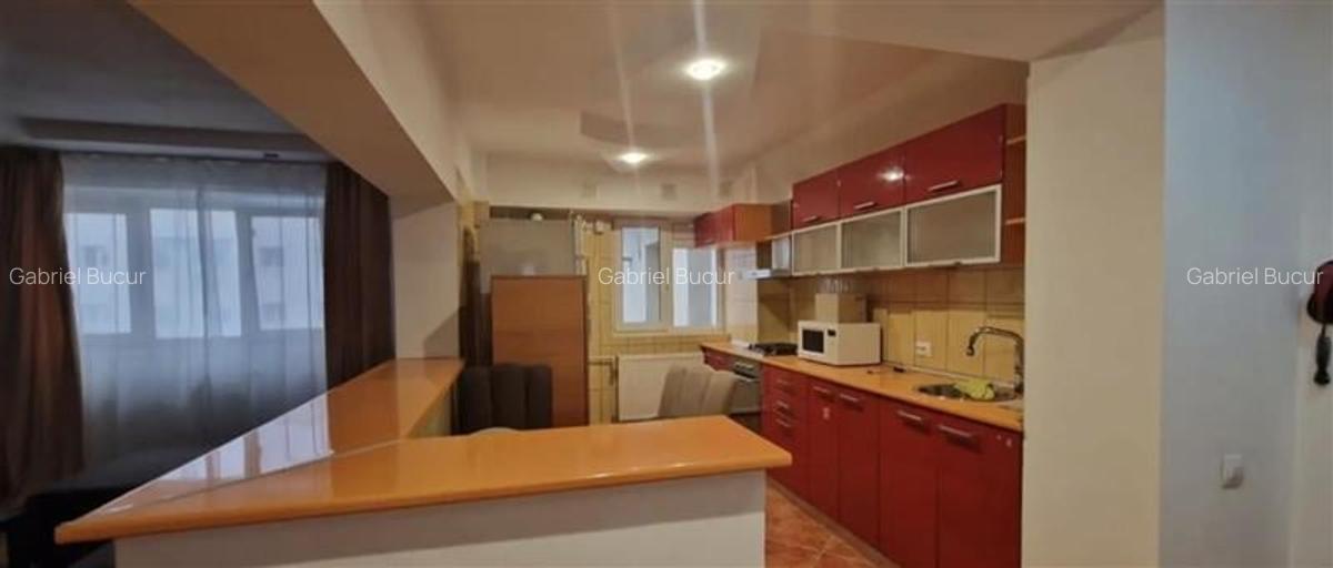 Inchiriere Apartament 3 Camere Decomandat Aparatorii Patriei - 2