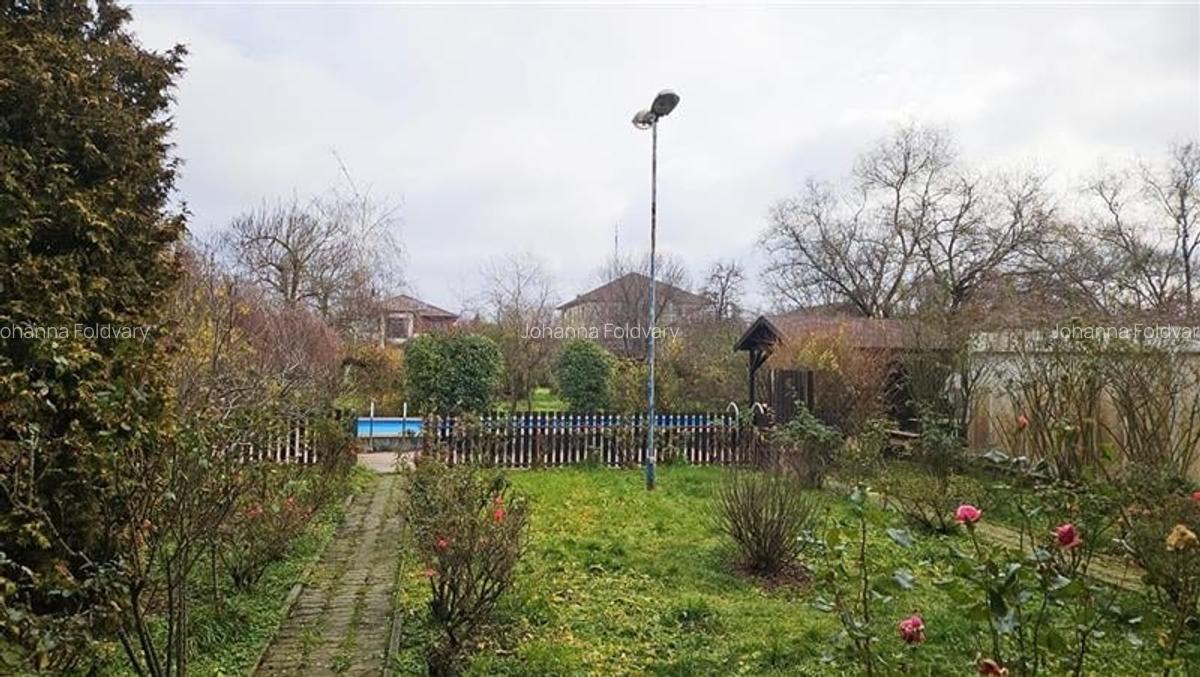 Casă cu 8 camere în Central - 25