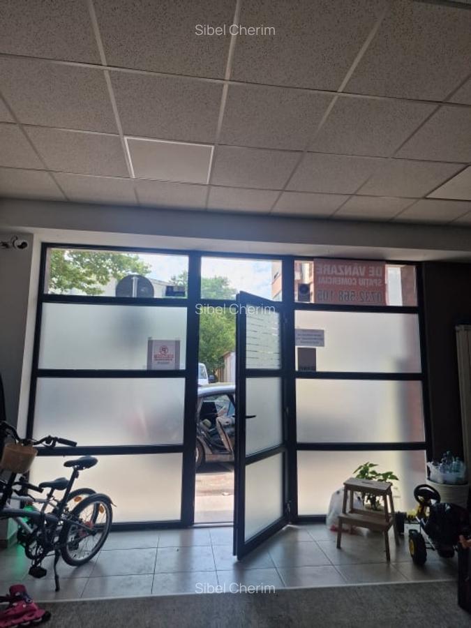 Spatiu comercial modern de vanzare - Zona KM 4-5 - 3