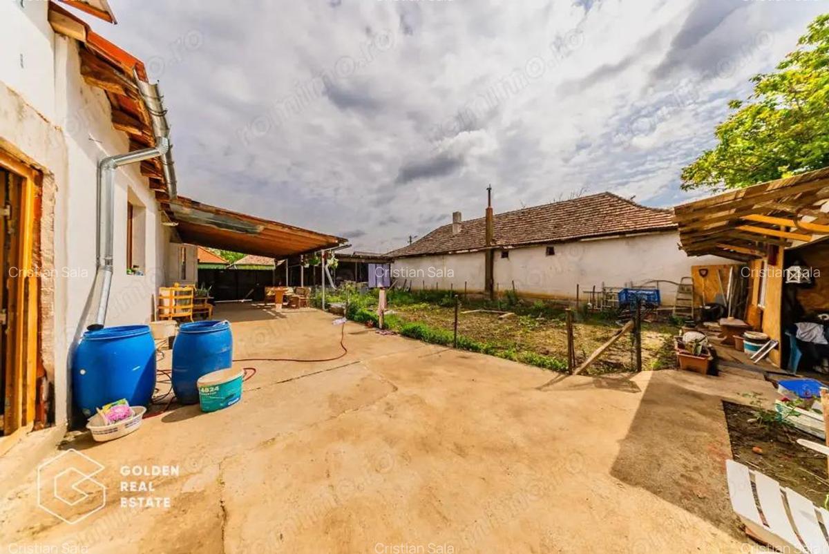 Casa la cheie, situata in orasul Pecica - 19