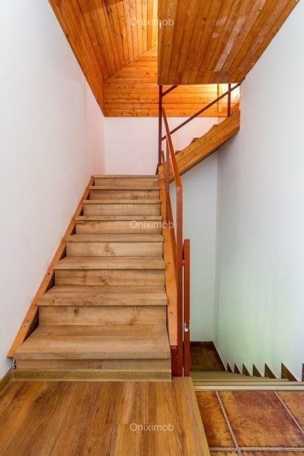 Vila deosebita cu 7 camere si 5 bai, 4290 mp teren, vedere panoramica  Valea Do - 6