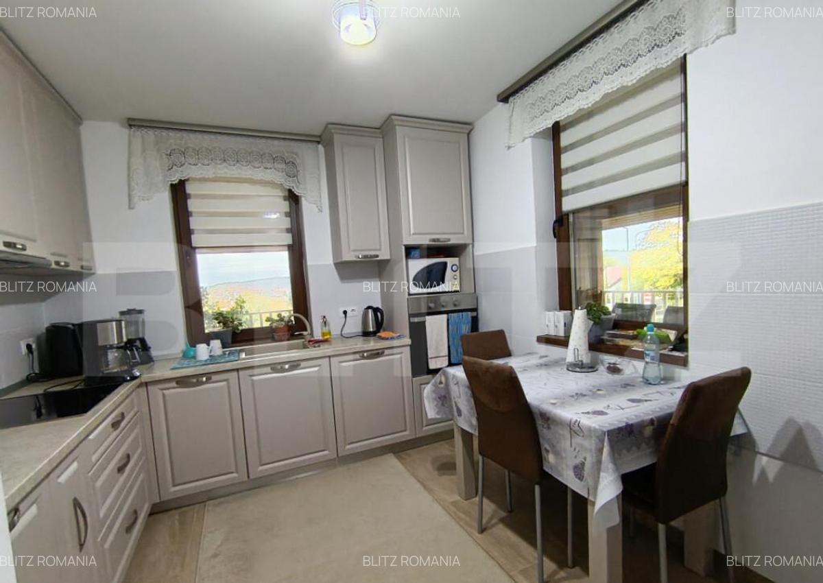 Casa cu 3 camere in suprafa?a de 122 mp ?i un teren de 5 - 6 Casa cu 3 camere in suprafa?a de 122 mp ?i un teren de 5 - 6