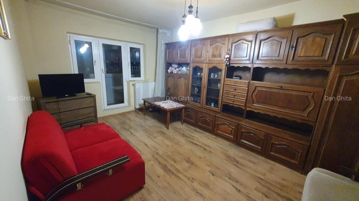 Apartament cu 3 camere decomandat în Sălaj - 2