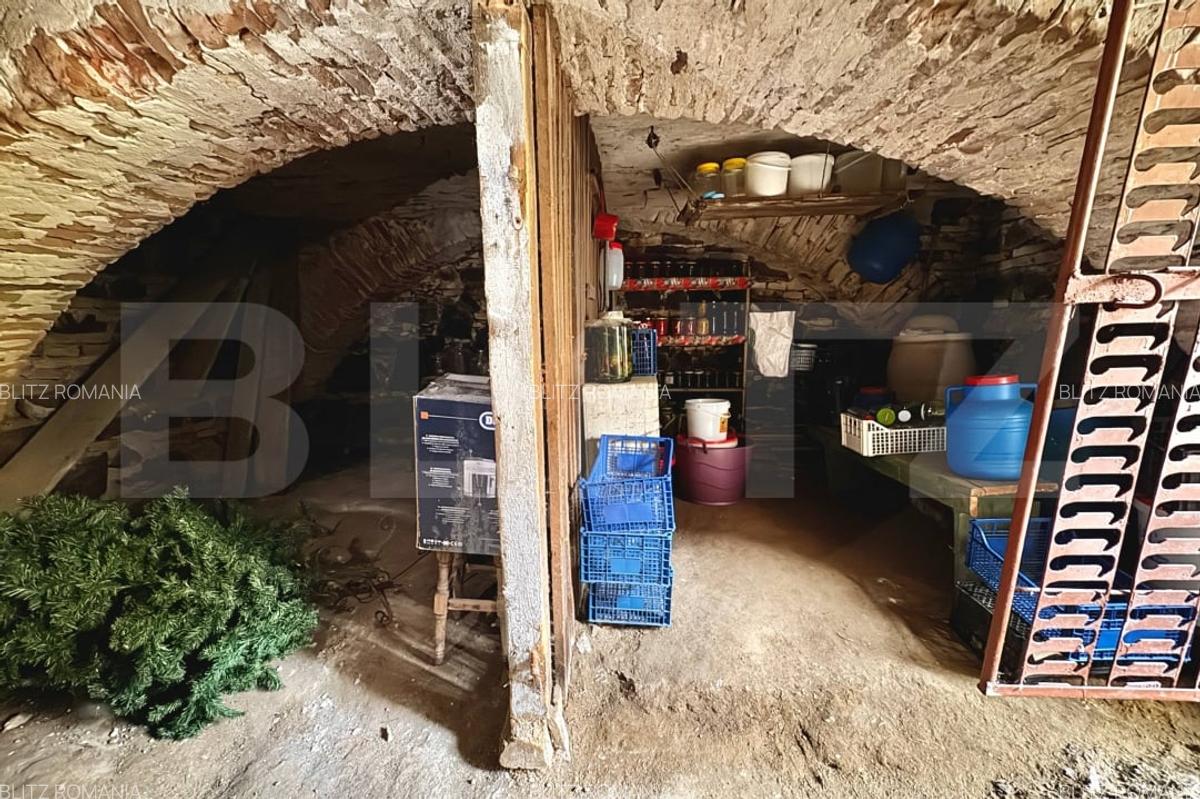 Casa  de vanzare, 3 camere, 86 mp - langa piata Cibin - 14