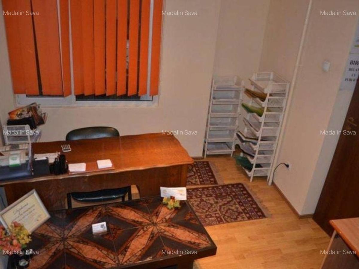 ARMENEASCA - UNIVERSITATE  - 6 camere stradal, locatie deosebita - 14