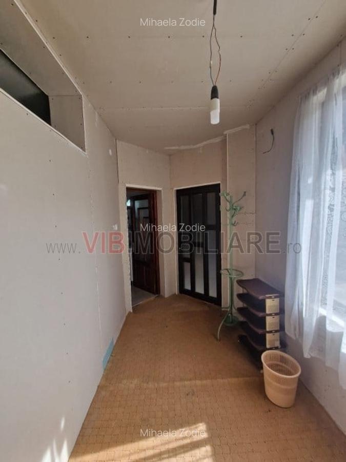 Maneciu Pamanteni - Casa  si anexa 170 mp construiti - 4 camere - 460 mp teren - 11