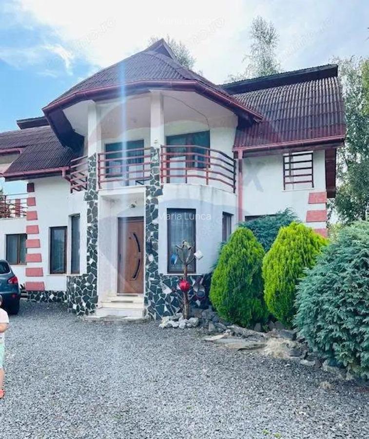 Casa / Vila cu 6 camere de vanzare - 16