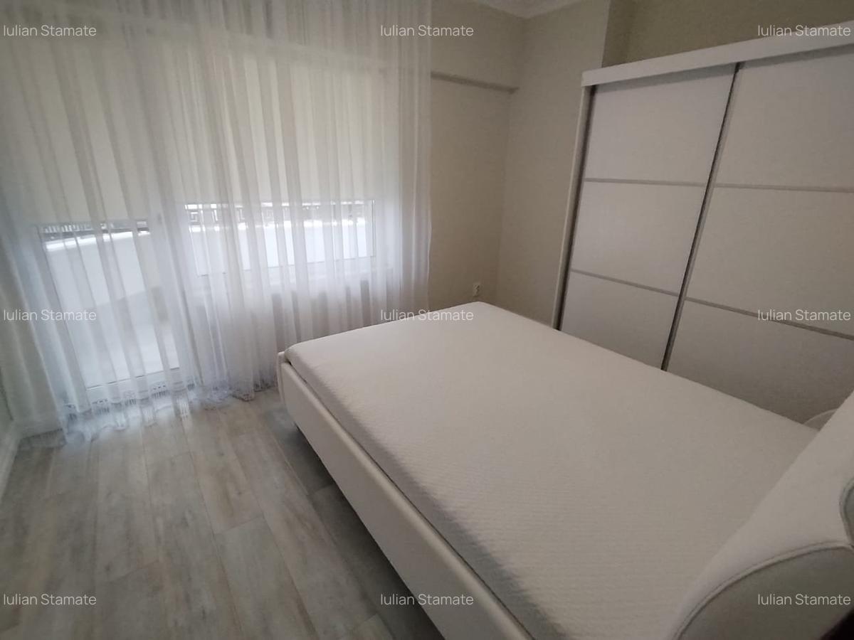 Apartament cu 3 camere decomandat în Copou - 6