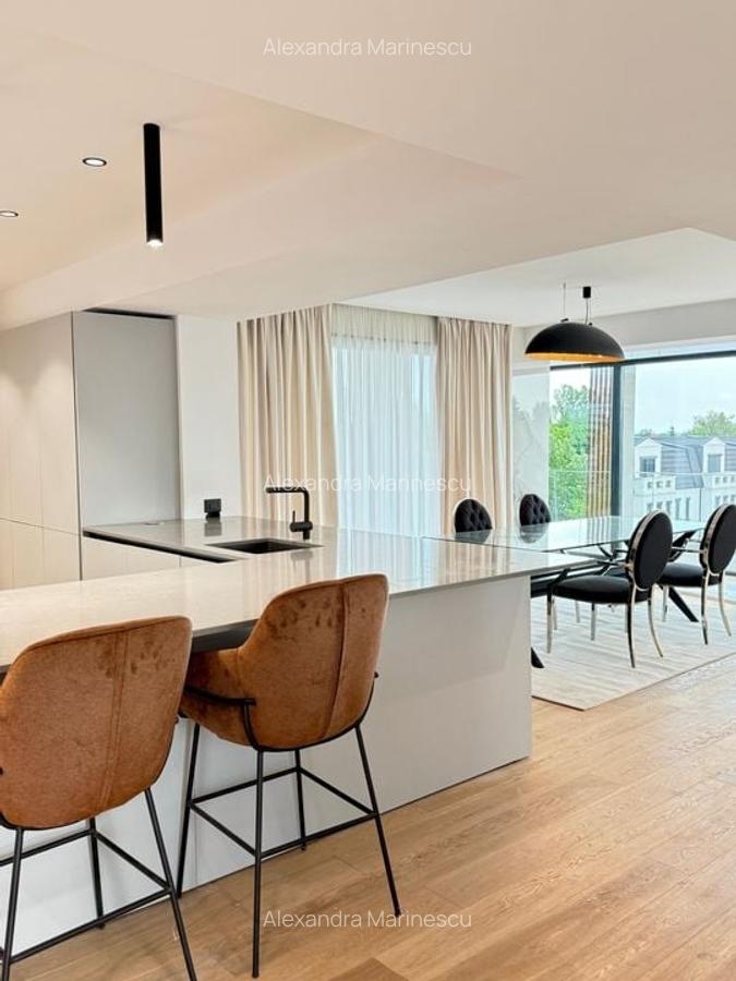 Apartament cu 4 camere semidecomandat, mobilat în Iancu Nicolae - 9