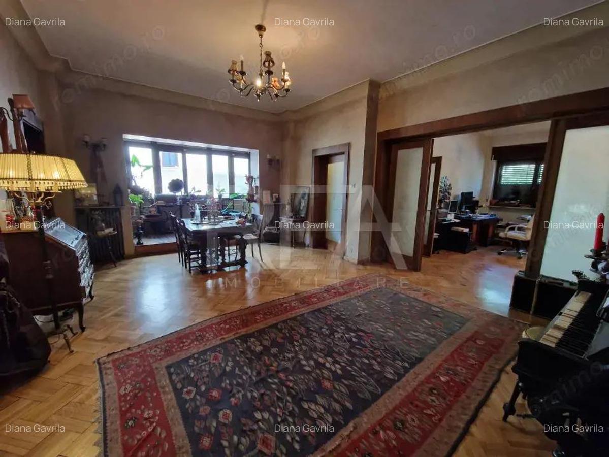 Apartament 190 mp, la parter - Bd Basarabia - 5
