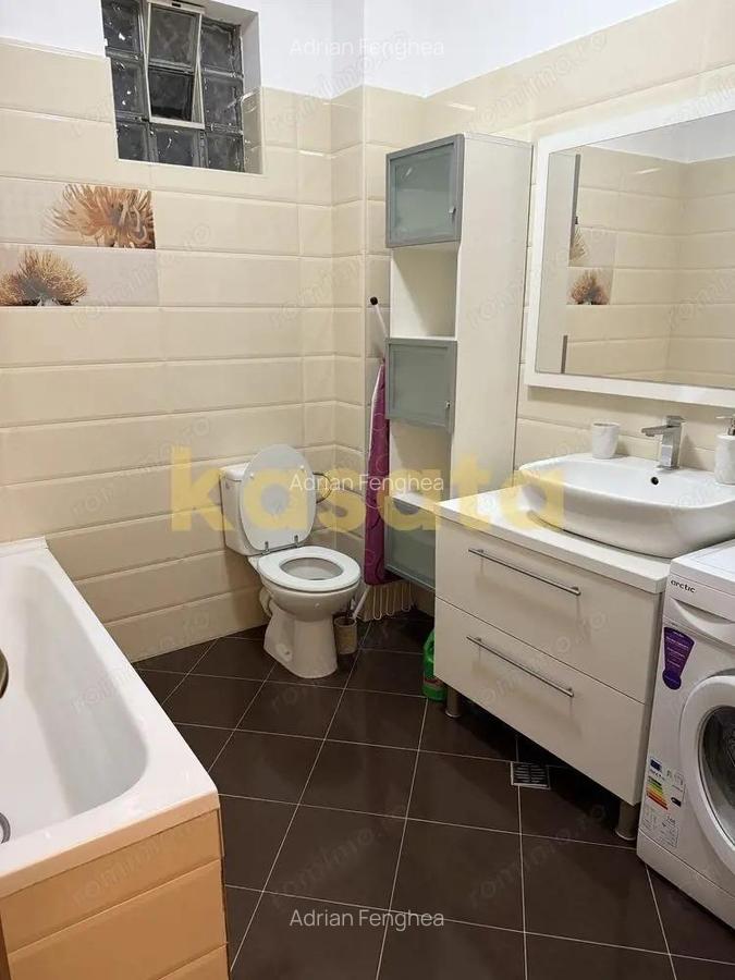 Garsoniera spa?ioasa de inchiriat Bucure?tii Noi / Damaroaia - 1