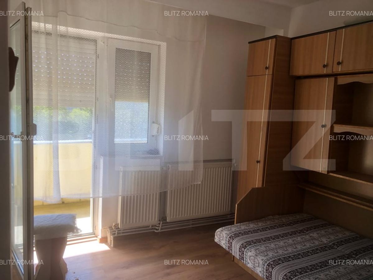 Apartament de vanzare, cu 3 camere, 63 mp, zona M16 - 7