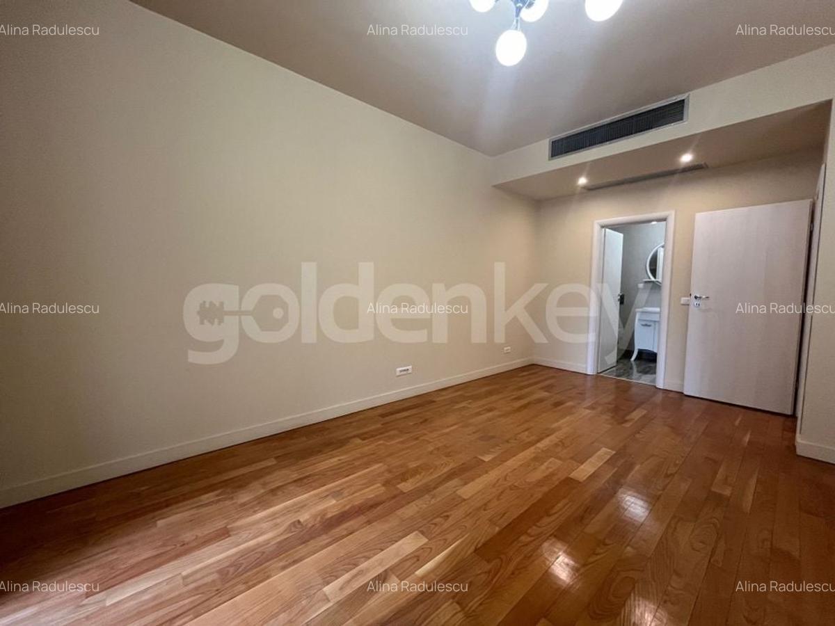 Apartament cu 4 camere decomandat, mobilat în Șoseaua Nordului - 13