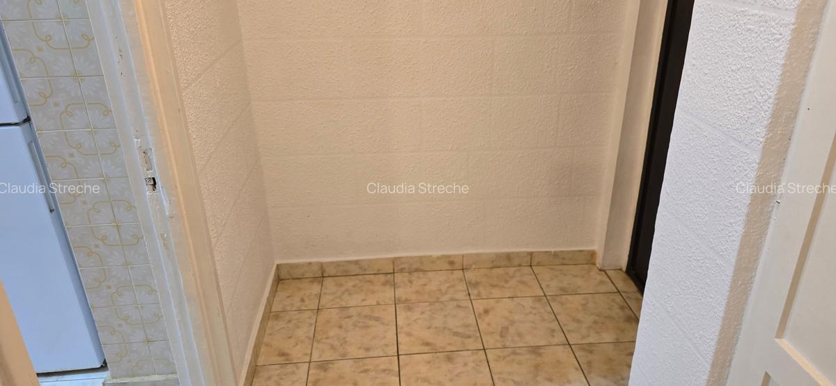 Spitalul Judetean, apartament 2 camere, parter,centrala gaz,parcare, termen lung - 12