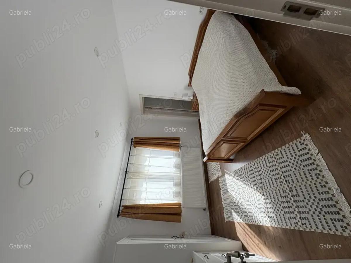 PRET REDUS: Sinaia apartament cu 3 camere, curte, terasa, langa centru - 2
