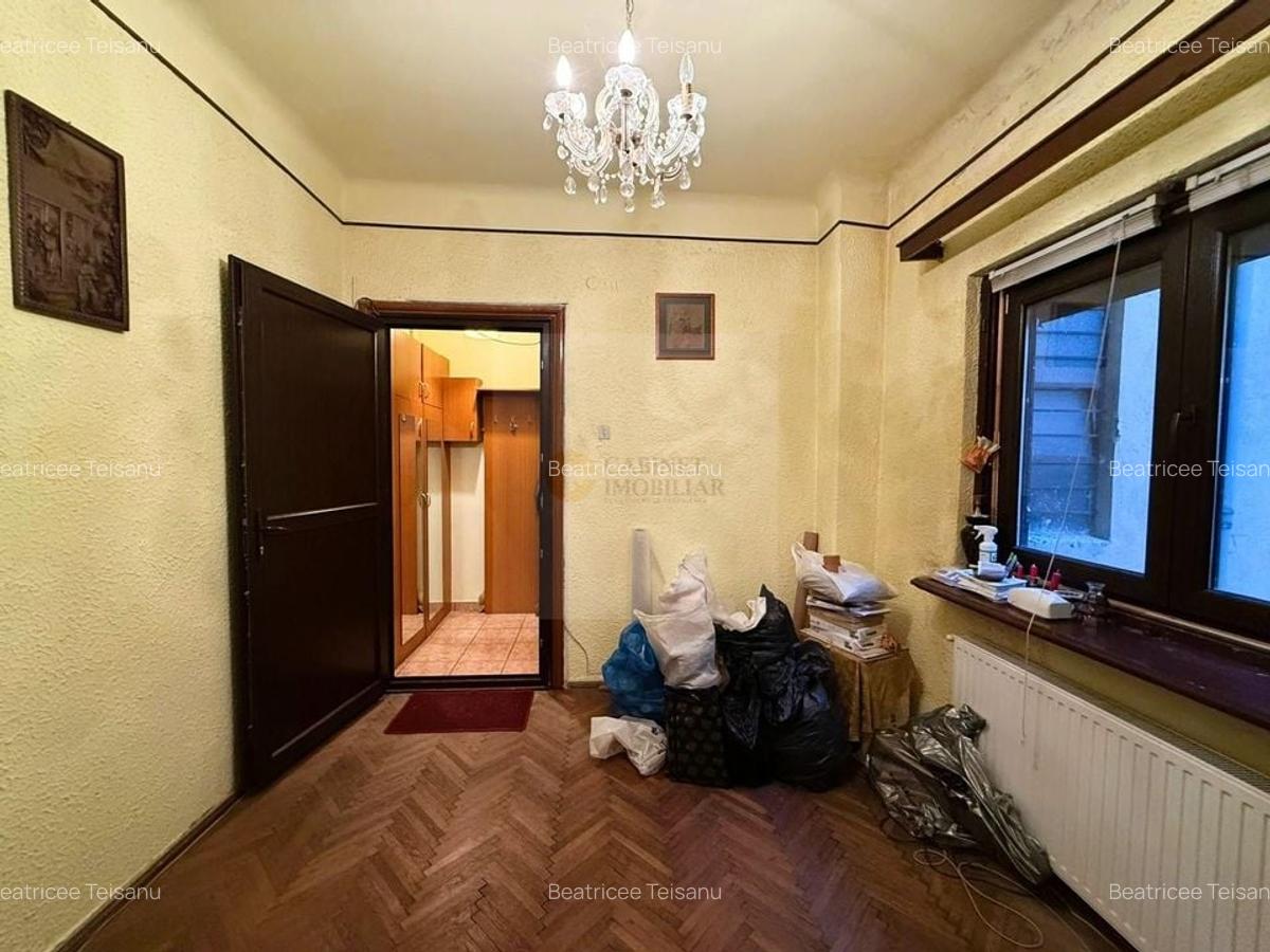 3 camere | Etaj 3/4 | Nemobilat | Universitate - Piata C. A . Rosetti - 22