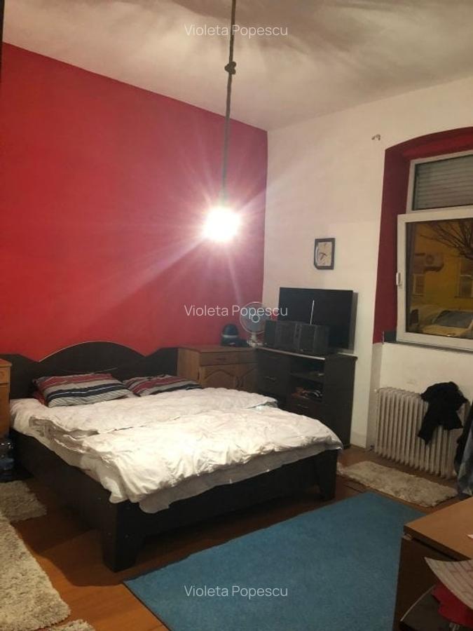 Apartament cu 4 camere semidecomandat în Dâmbovița - 4