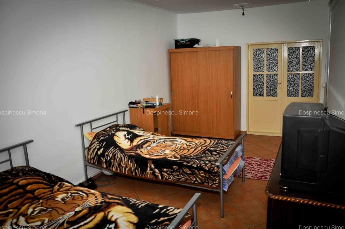 Vila 10 camere | Curte| Vitan | Metrou| Mihai Bravu 10' - 17