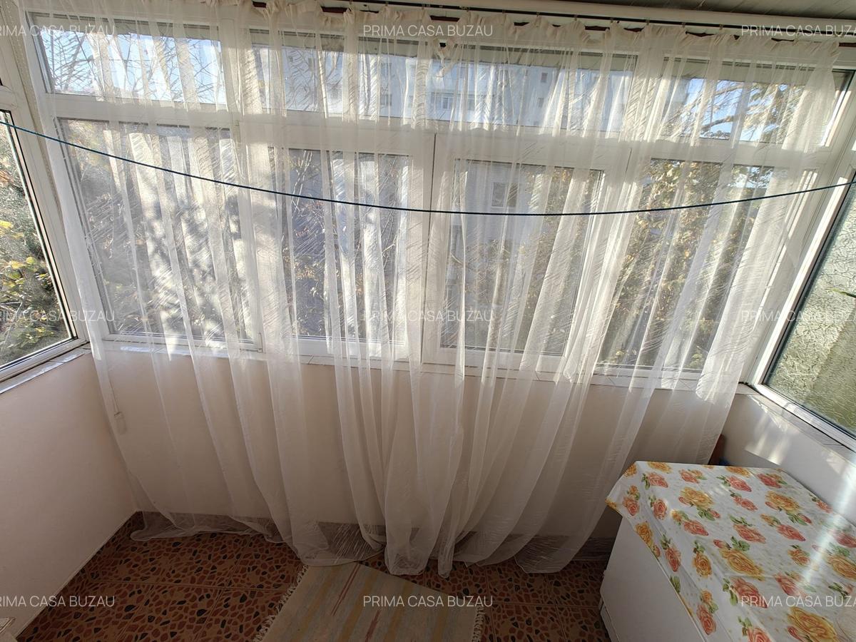 Apartament cu 3 camere ~ Zona Micro 3 / Iazul Morilor ~ cu imbunatatiri - 6 Apartament cu 3 camere ~ Zona Micro 3 / Iazul Morilor ~ cu imbunatatiri - 6