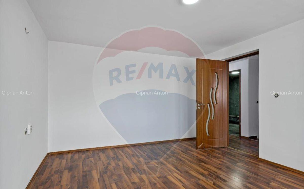 Casa/Vila de vanzare 5 camere 160 mp | Voluntari Central | - 13