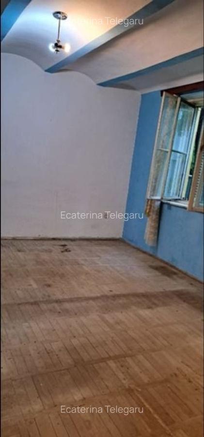 Casă 3 camere de vânzare - Baba Novac, teren 188 mp - 2