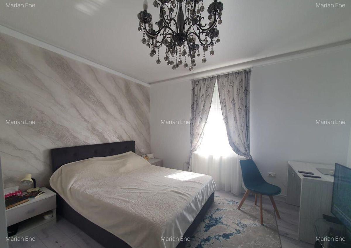 Casa renovata complet zona Mall - 10