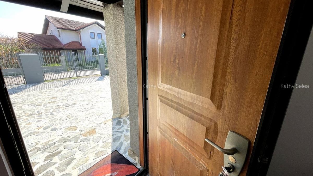 Vila Individuala complet mobilata Laguna Albastra cu garaj - 4