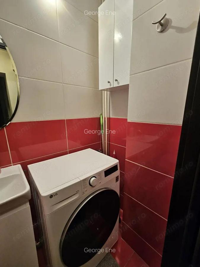 Apartament 3 camere vanzare zona 13 Septembrie stradal etaj 3 - 15
