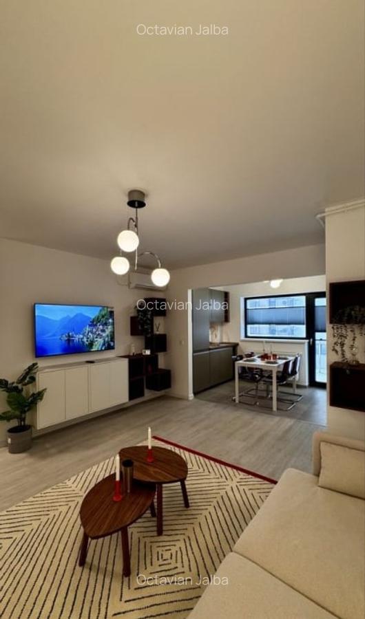 Apartament 3 camere MODERN in HILS Republica – cu parcare subterana! - 1