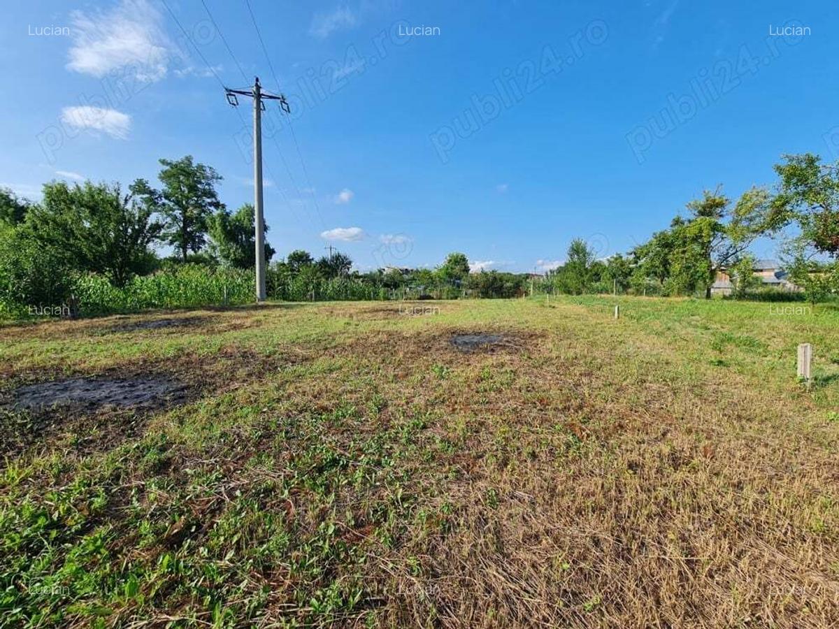 Casa si teren (79 km Bucuresti - 32 km Ploiesti - 17 km Targoviste) - 7