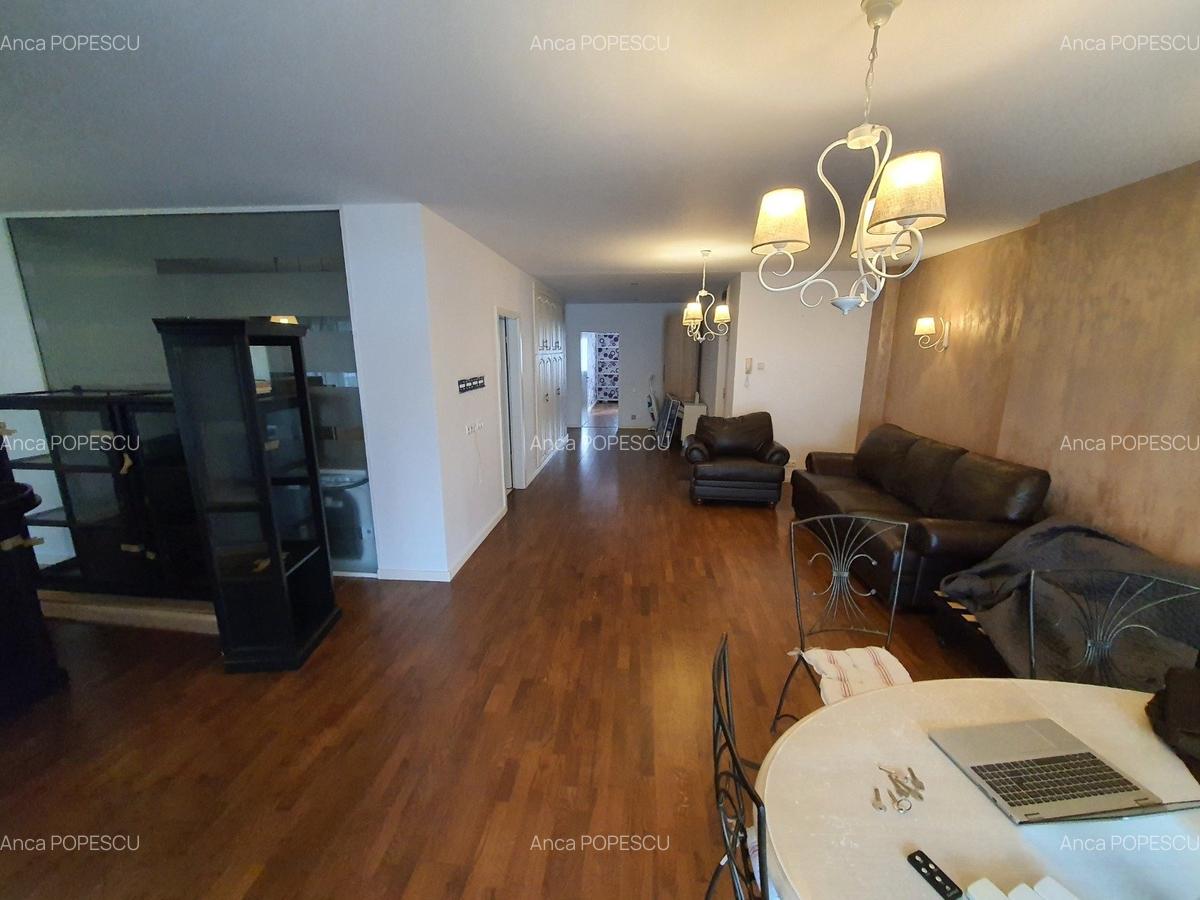 Pipera : Parter si curte proprie in complex cu piscina! - 4