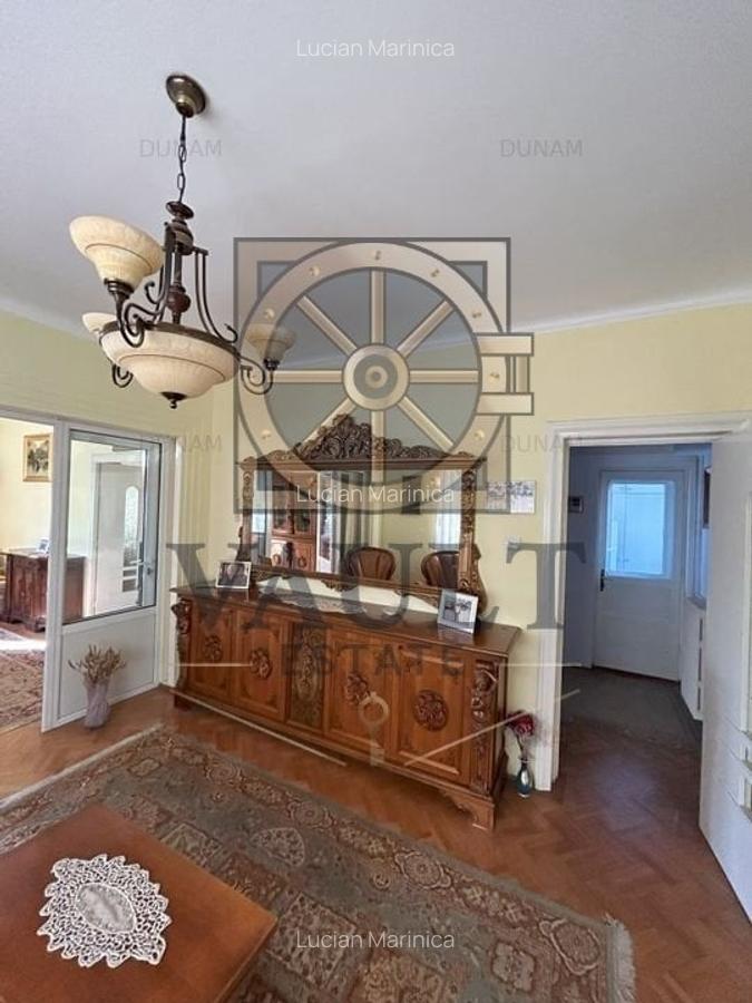 Apartament 3 Camere in Vila -Curte/Garaj  - Bulevardul Dacia - 6