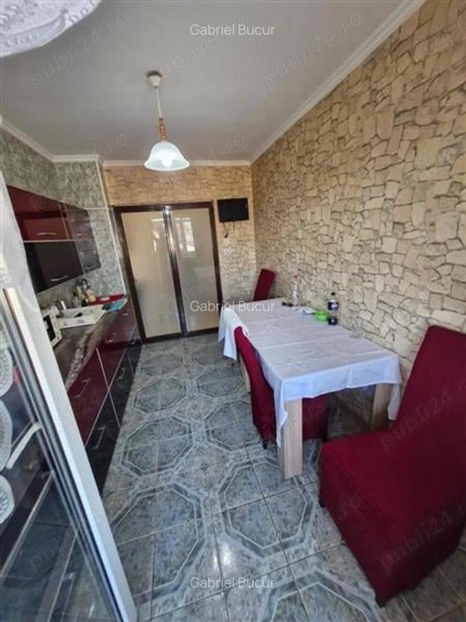 Apartament 3 camere Decomandat Bld. Alexandru Obregia - 5