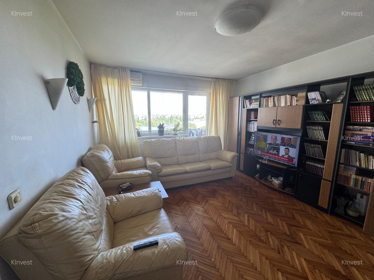 Vanzare apartament 3 camere Aleea Romancierilor // Drumul Taberei - 2