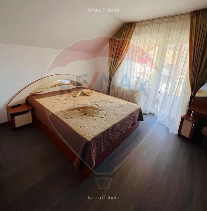 Casa / Vila cu 10 camere de vanzare in Moieciu de Jos - 11