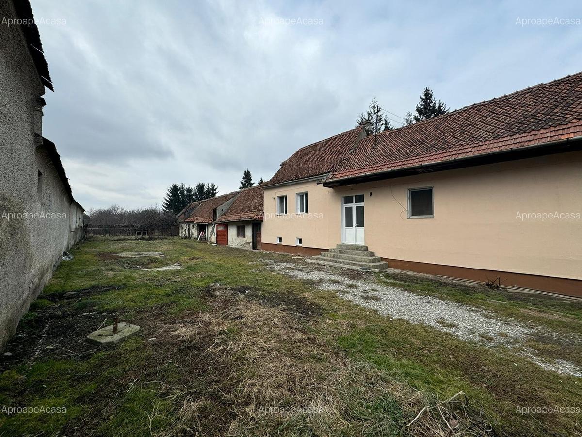Casă solidă, zona centrală Prejmer - 8