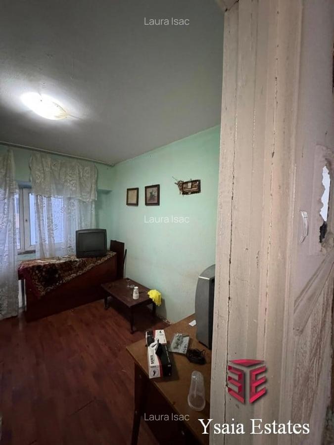 FALEZA NORD - 3 DECOMANDATE DE VANZARE - - 2