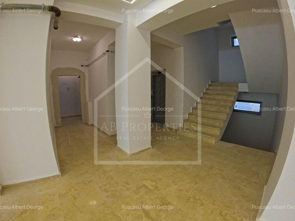 Apartament cu 4 camere decomandat în Băneasa - 13