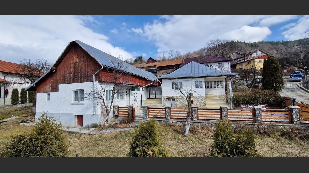 Casă Duplex 6 dormitoare, Valea Doftanei - 1
