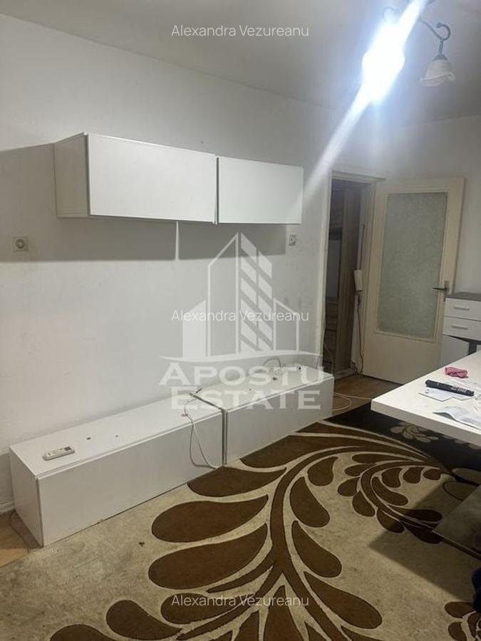 Apartamentul cu 2 camere, balcon, parter inalt, zona Sagului - 1