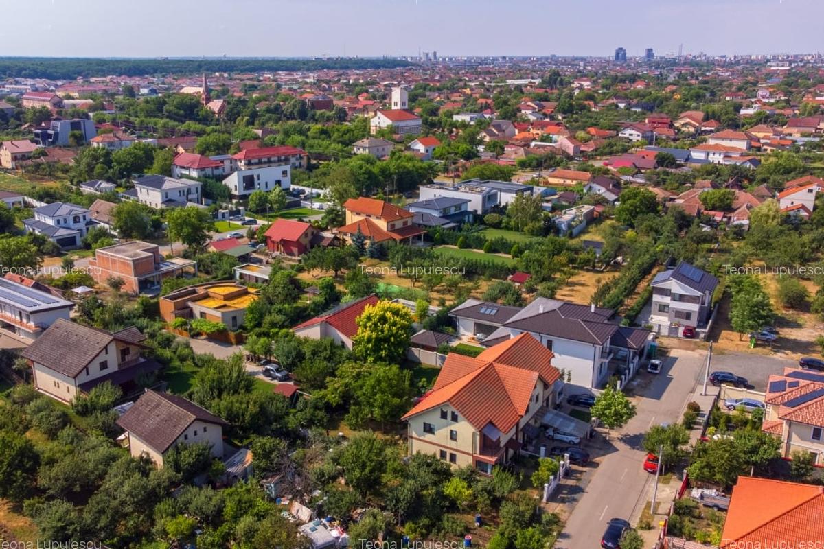 Casă cu 4 camere în Dumbrăvița - 10