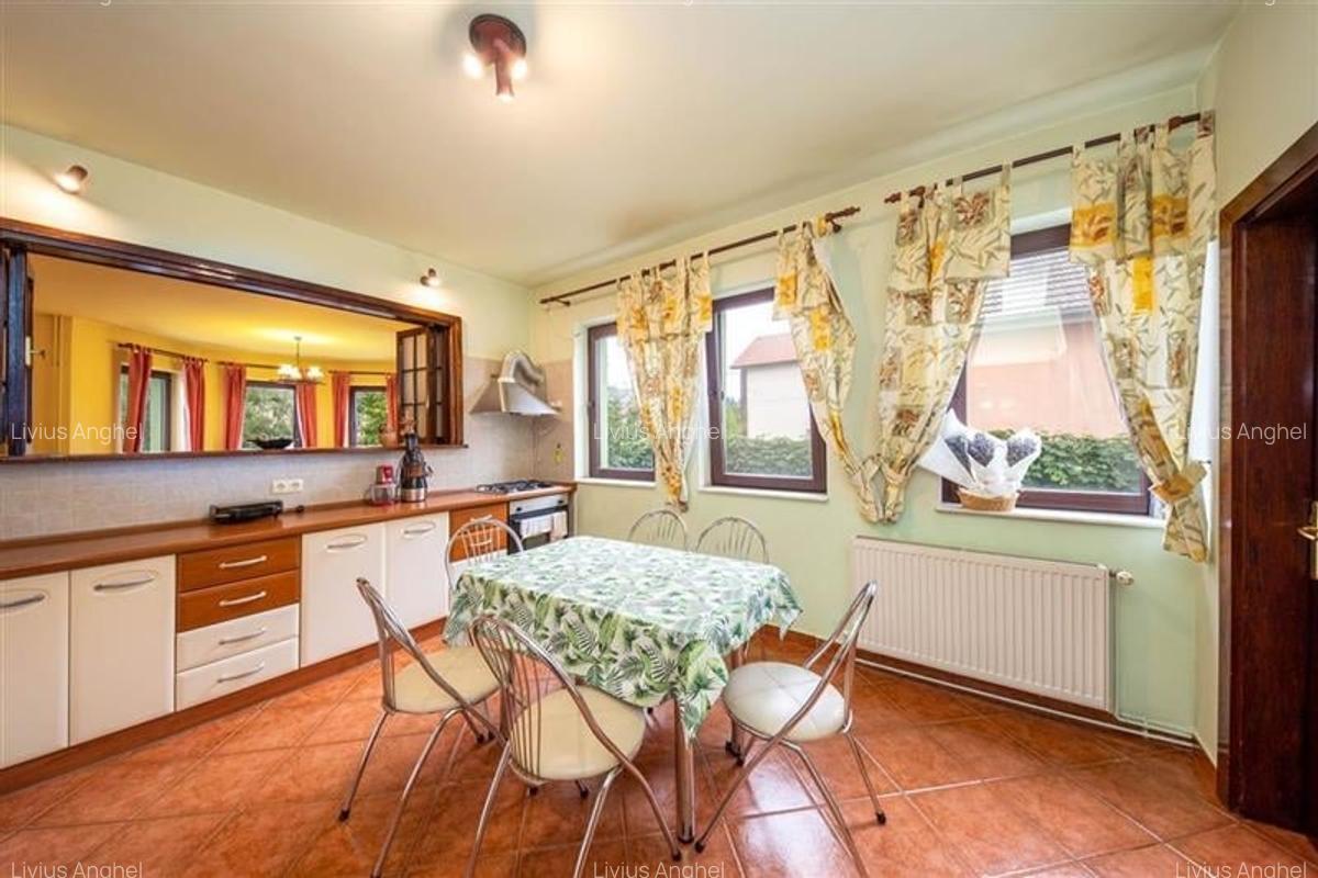 Duplex cu 5 camere în Cristian - 2
